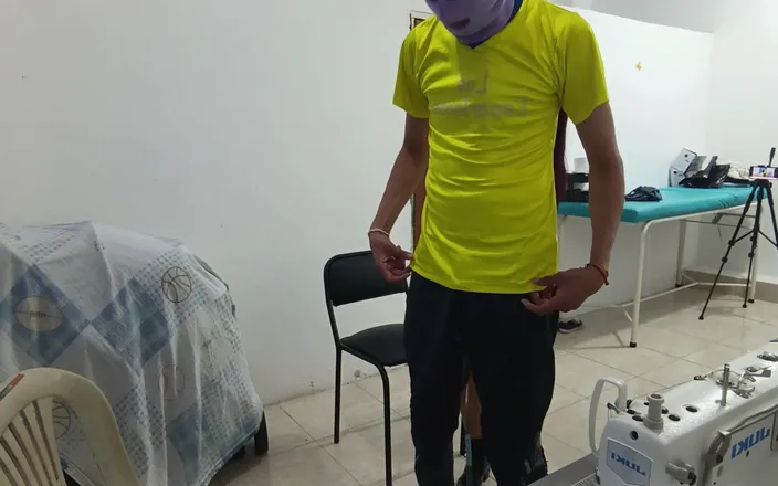 Goky: Sexy Woman Touches Herself and Starts Dancing