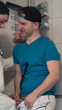 Ropa deportiva mea en la ducha