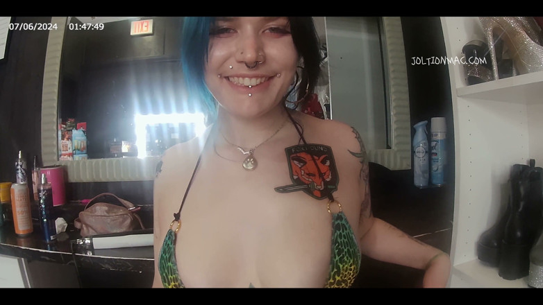 Joltionmac: Solo Girl