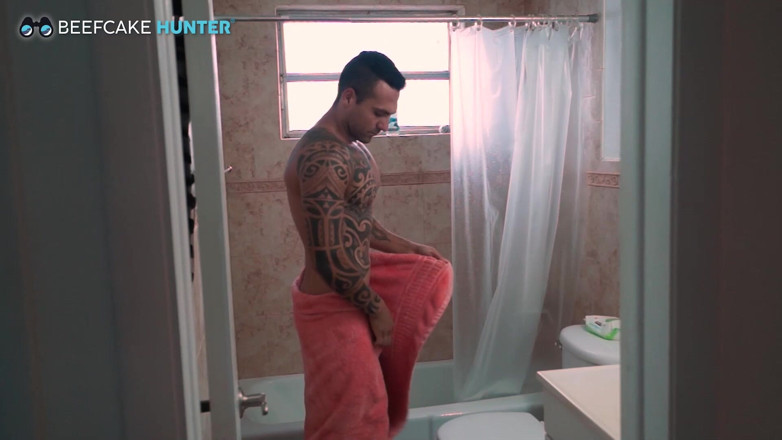 Beefcake Hunter: Beefcake sandro scopa bene