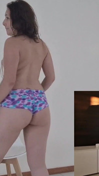 Hot Babes Playing