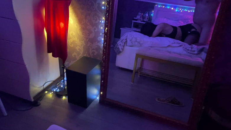 Slowly Tease: # 22 (celé) Nylon a Krajka minisukně, Je připravena udělat cokoli pro...