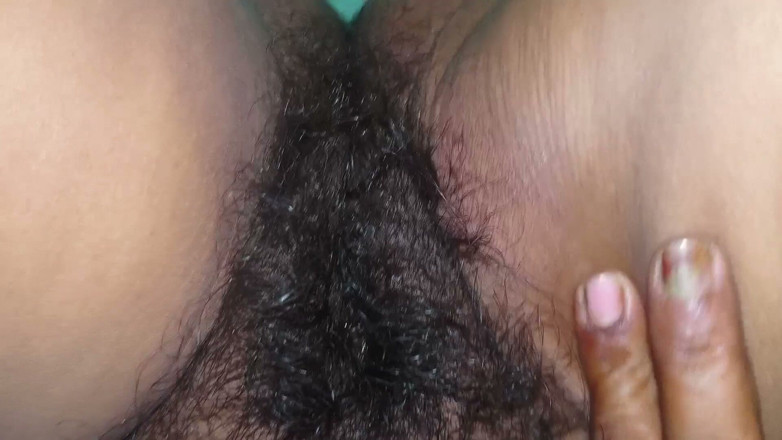 Sexy aunty: Гуджу Бхабхи Ки Чут Ме Кала Лунд Гуса Дия Девар Не