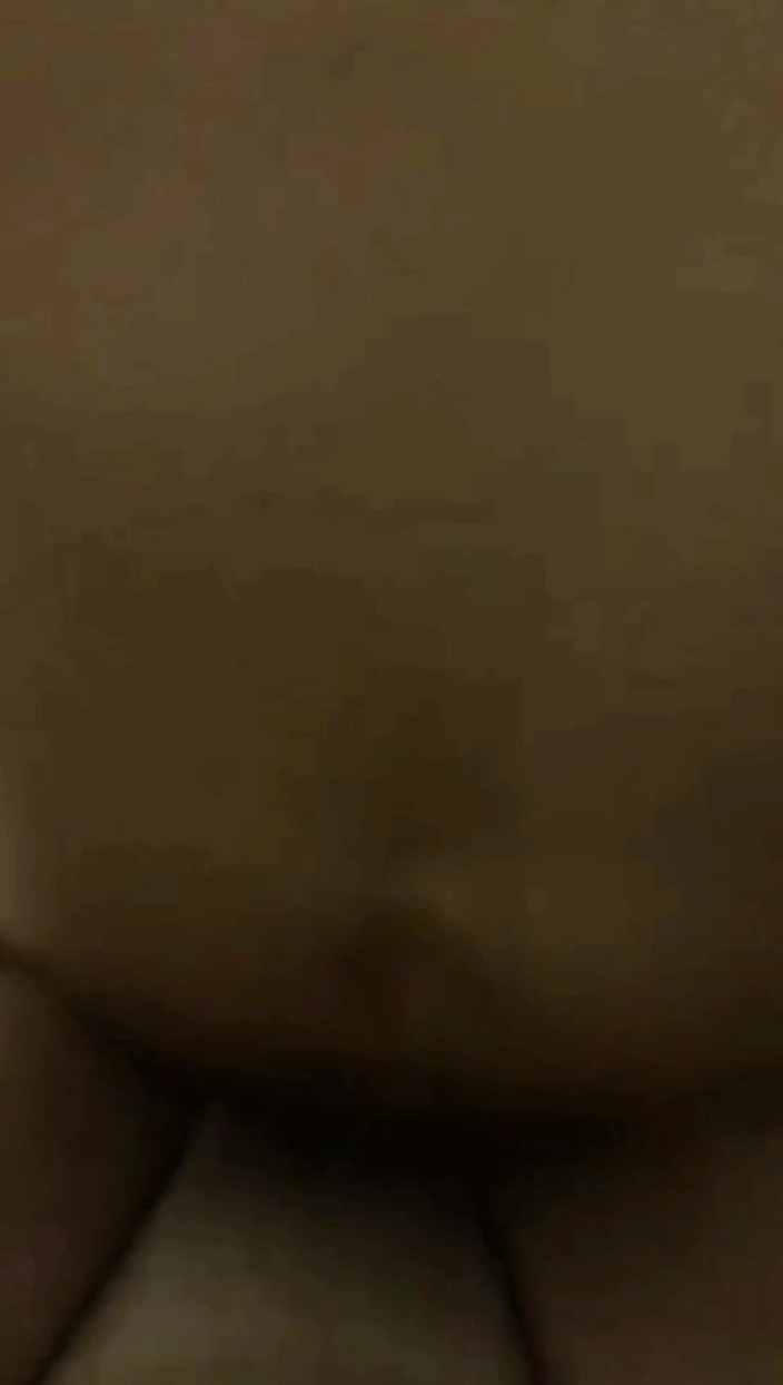 Latinos Puercos: Éjaculation féminine avec beaucoup d'énormes squirts en se faisant baiser...