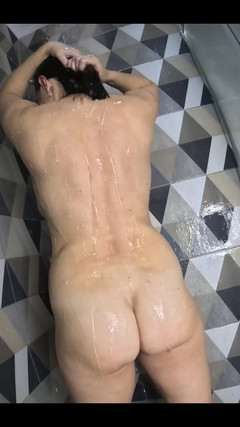 Crypto Mommy: Varför behöver du titta på förfarandena i Cyber slampa-styvmamma toalett?