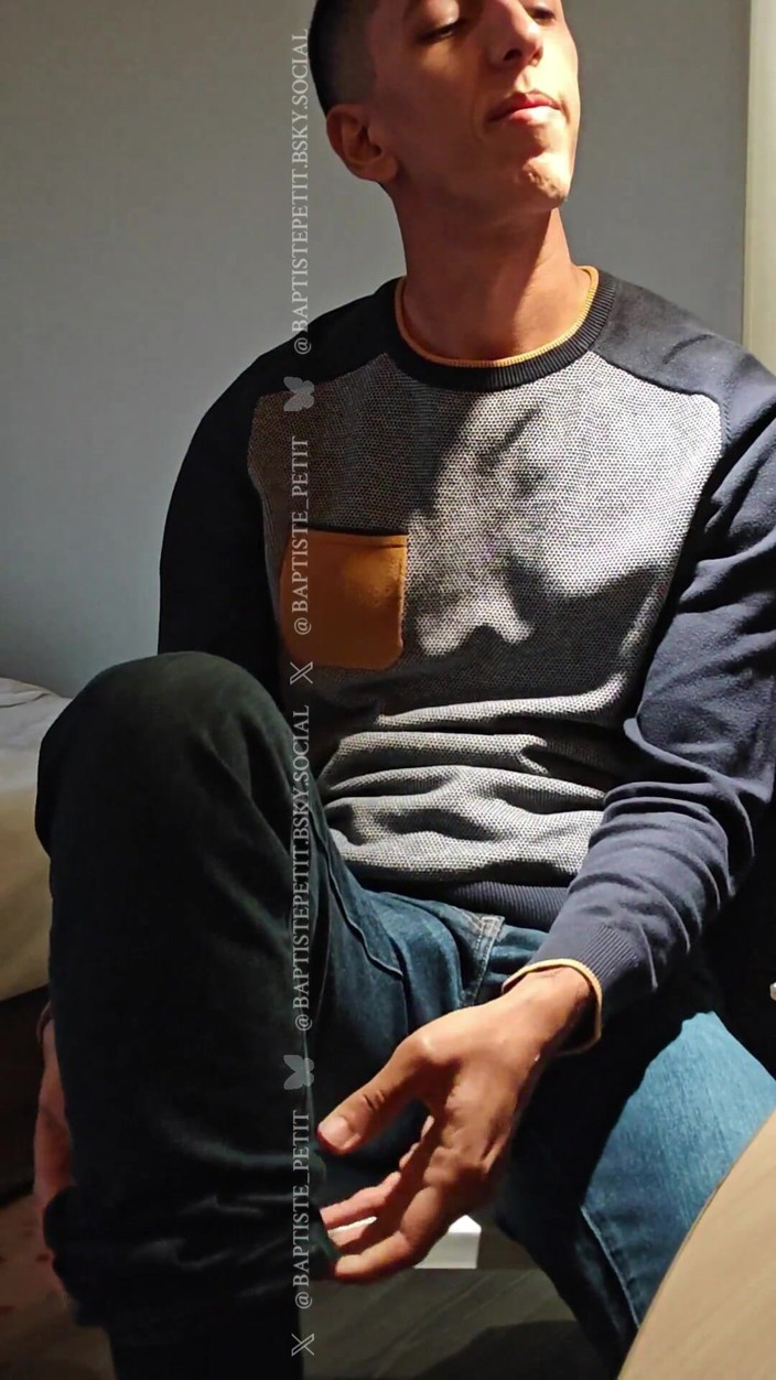 baptiste_petit: A Naughty Christmas Gift