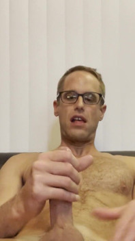 Hot Guy Cums Super Quick