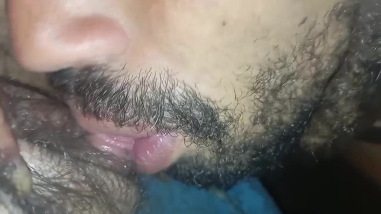 Gabes ftm: Ho succhiato il cazzo della mia amica in piazza e...