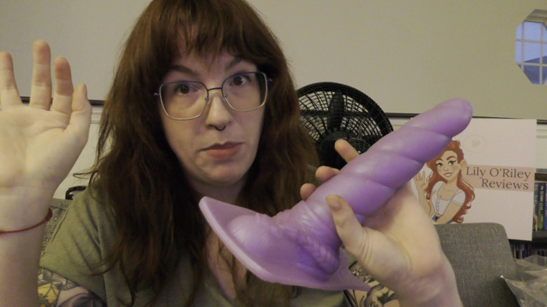 Lily O'Riley: NSFW Revisão do Acessório Místico da Motorbunny