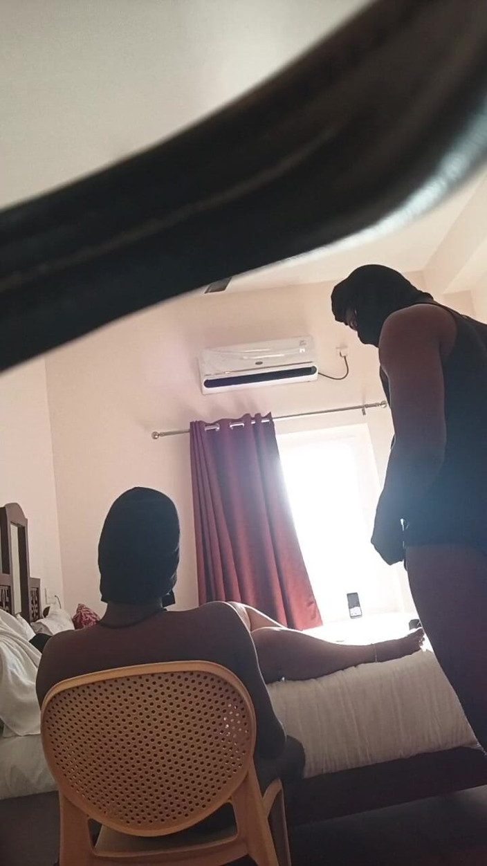 Reshmahotever: Tamil ateşli üçlü grup seks