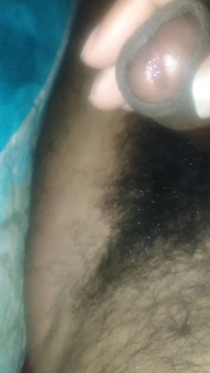Hot_bobby: A Big Cock Daddy Masterbate