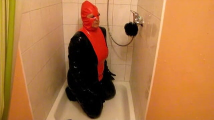 Anna Devot: Penalty - Cold shower