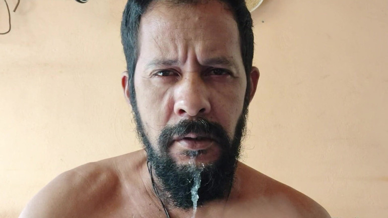 Stink HairyMale: Esporre il mio corpo