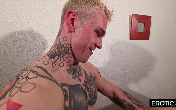 German bitch hunter: Rubia alemana recibe más de lo que esperaba en la...