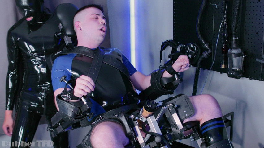 The Droid Lab Return [phase 1 & 2 - Pp Training & Milking] (RubberTFD)