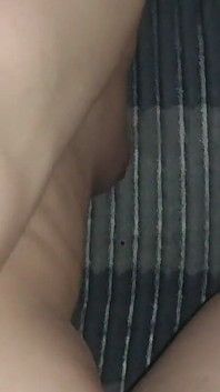 Seks anal sambil ngocok