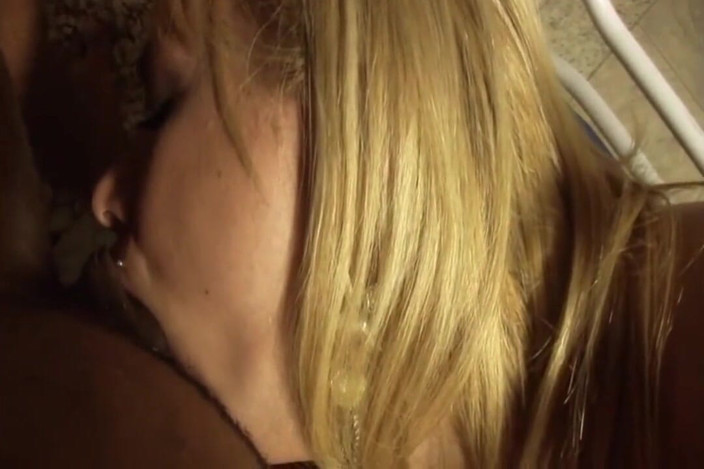 She-Male X: Perfektní anální pohled tranny - Epizoda # 02