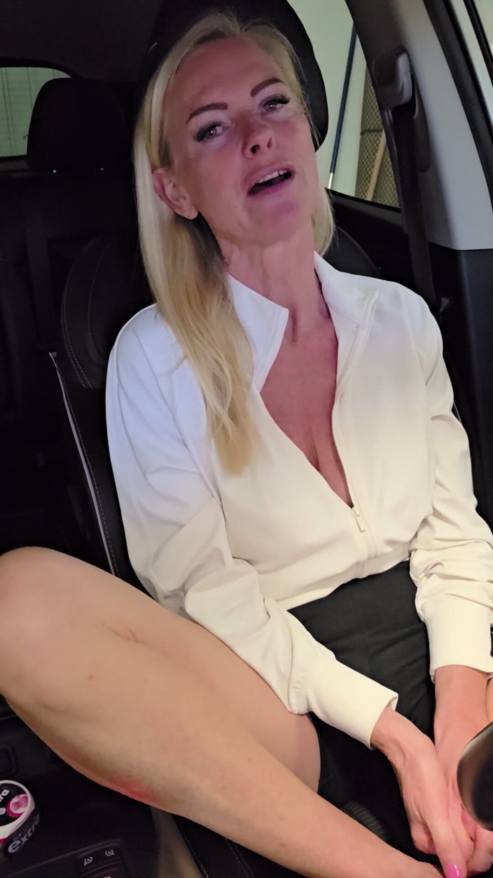 Dirty Tina: Histoires De MILF À Majorque I Partie 4