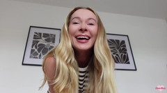 Brea Rose: Madrasta encolhe enteado