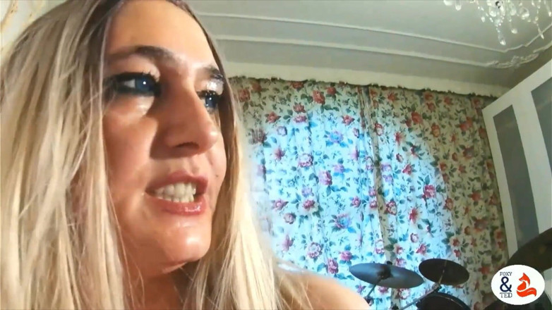 FoxyandTed: Sväljer sperma