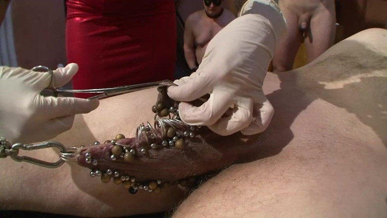 Absolute BDSM films - The original: Velký penis zotročen velkými prsy MILF