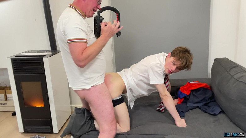 Lust for boys: 3 ptáci pro dospívajícího chlapce - část 3