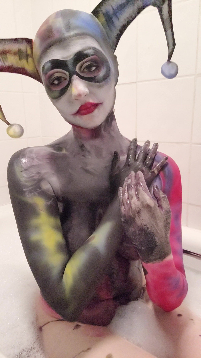 Em Yang: Cosplay Harlequin Body Paint Removal and Tit Grab