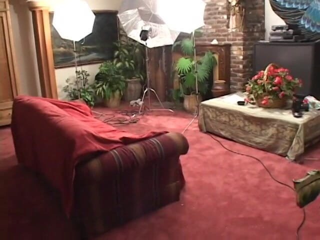 Meet and Fuck: Horny MILF slut picked up and fucked at home for...