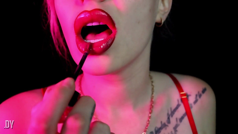 Goddess Misha Goldy: Lips addiction training! Become totally brain washed! Goon &amp; jerk 1