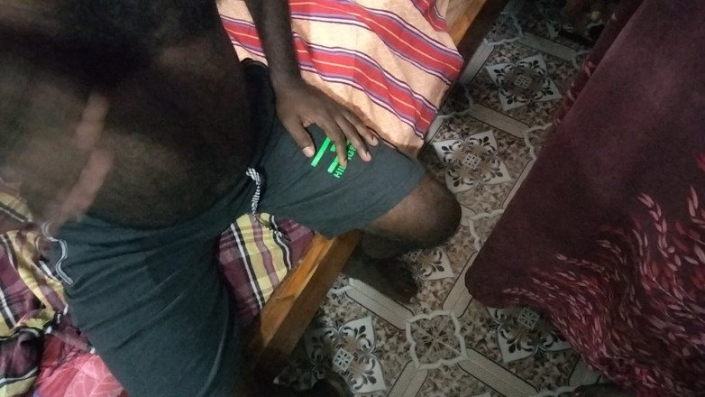 Tamil lesbian: Falando sobre vídeos de sexo