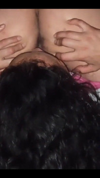 Reife MILF Lutscht Gerne Schwanz Und Leckt Gerne Für Den Freund Ihres Sohnes