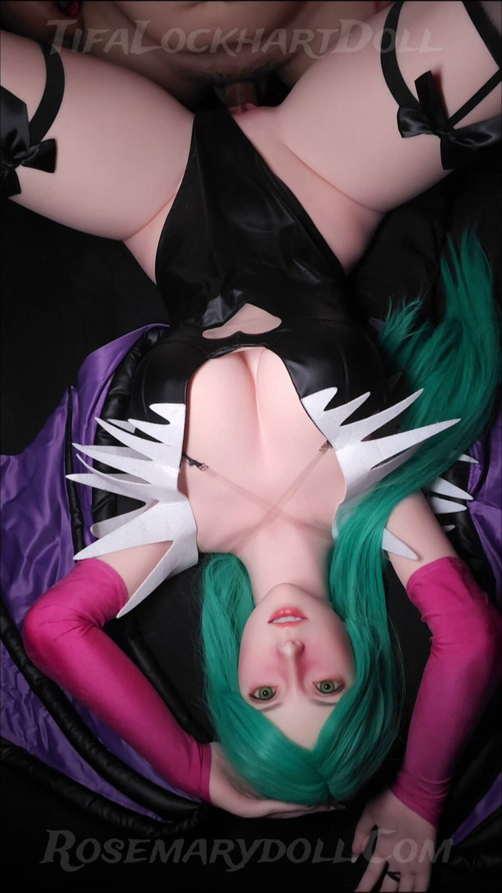 Tifa Lockhart doll: Aerith X Morrigan Darkstaklers Cosplay