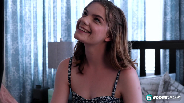 18eighteen: Jangan biarkan ukurannya mengelabuimu: emma johnson masuk semua