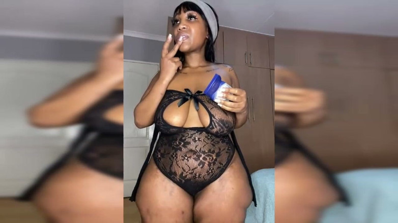 Legendary Booty Overdose: BBW Pussyplay &amp; Striptease