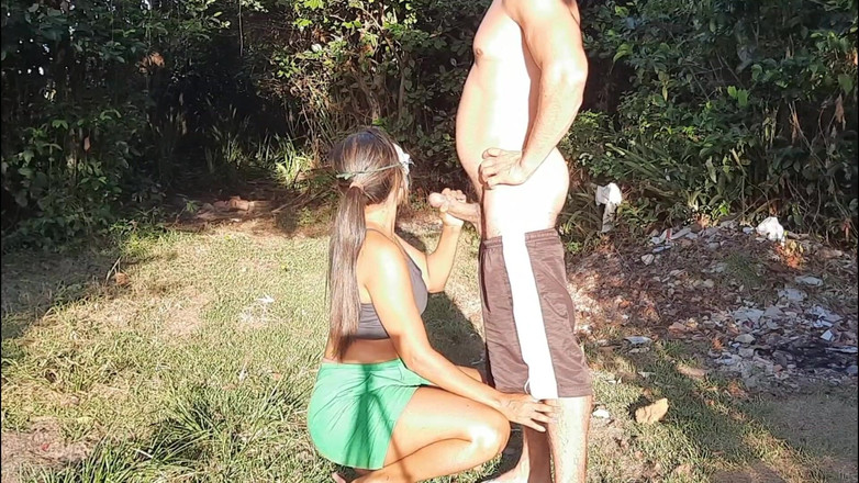 Novinha Insaciavel: The Bastard Took Me Into The Woods And Ate My...