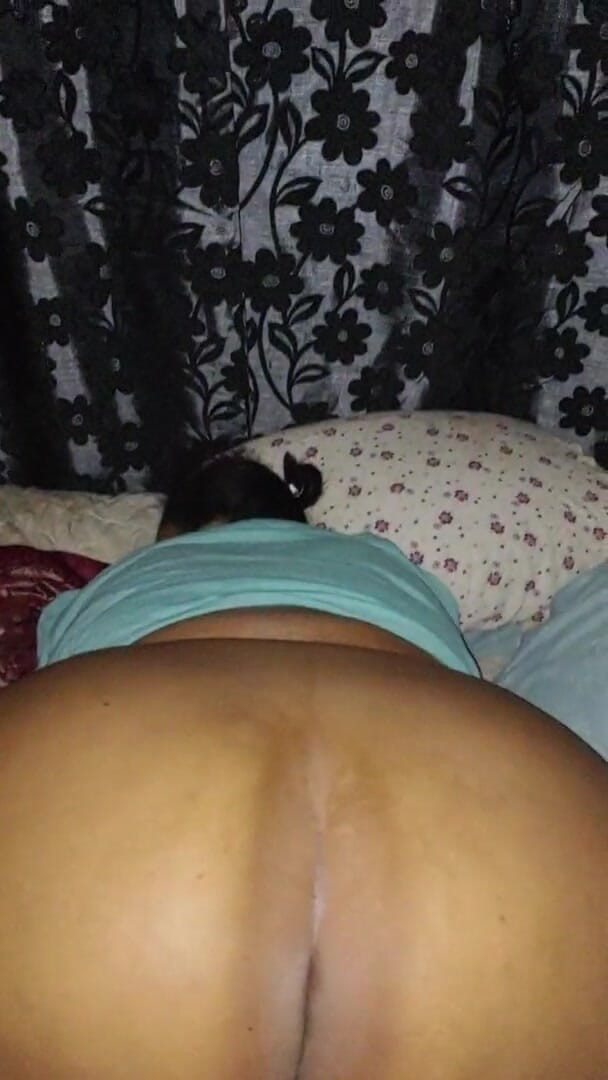 SSBBWQT: 큰 엉덩이를 흔드는 흑인녀 비