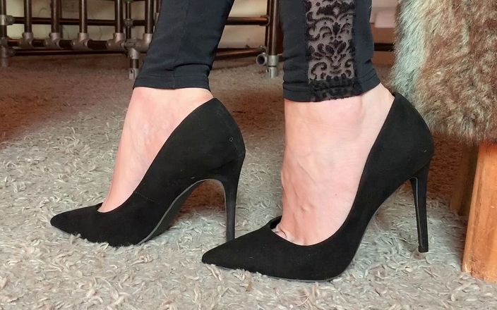 Sabdeluxe: Pumps'ta Ayaklarım