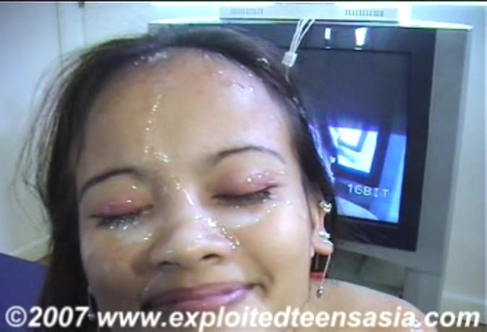 Bangkok Babes: Exclusive Filipino Amateur Karen Petite Girl Tiny but Gets Rammed...