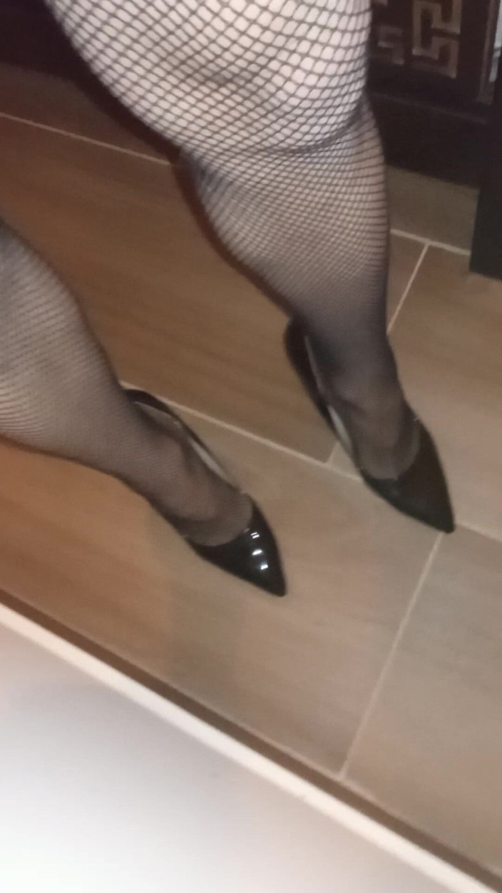 Georgia cross: 자지를 빨고 빨아주기