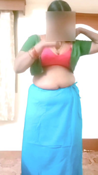 Desi Indian Tamil BBW Wife Nude Tease Big Boobs Ass Hairy Pussy Saree Wearing! Renuraj
