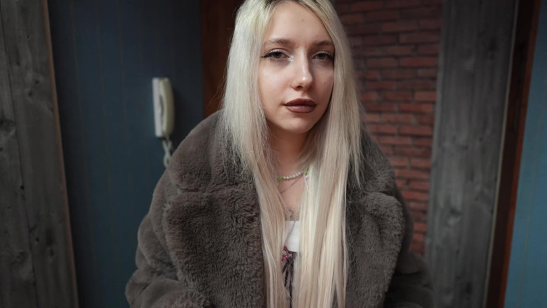 LyalkaRPG: Conocí a una prostituta callejera real, la follé con un...