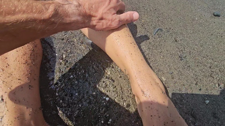 Ferrero anal experience: Chat by the Sea Between and Passers-by