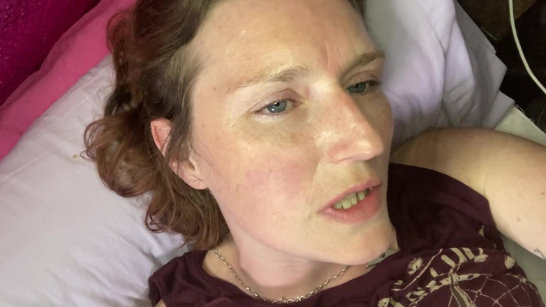 MistressWriggler: Мама всіх оргазмів від моєї галасливої, сквіртую, сквіртую, пукаю ідеальну волохату пизду.