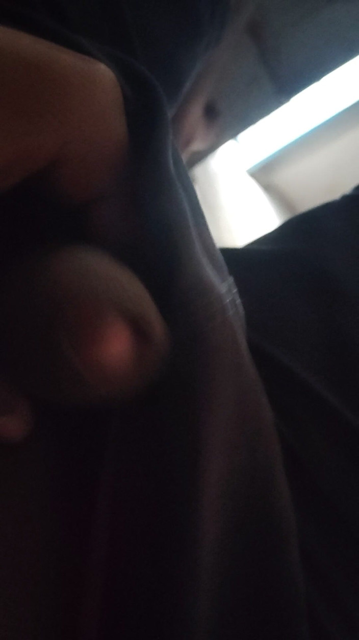 Xxxboyengi: 巨根デシインド男の子オナニー