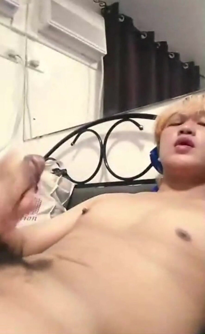 RedTakahashiOfficial: Masturbándose Después De La Medianoche - ¡espera Para Papi!