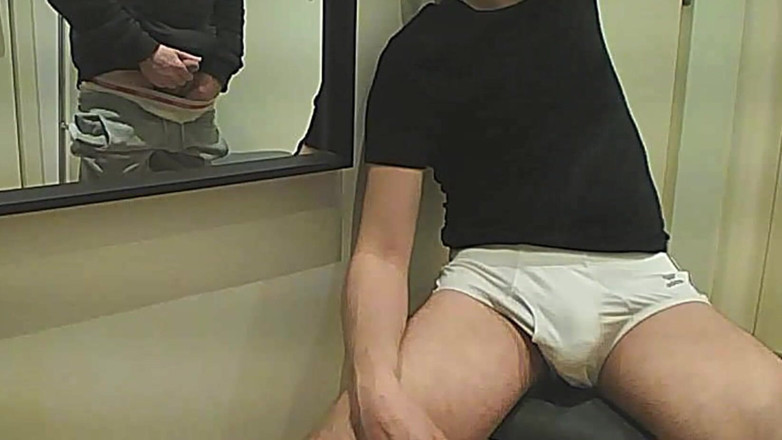 AmateurBoysPissing: 흑형 대물 에 몇 방울 떨어뜨리는 아마추어 소년