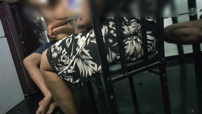 Priya aunty: Brudne mówienie o seksie