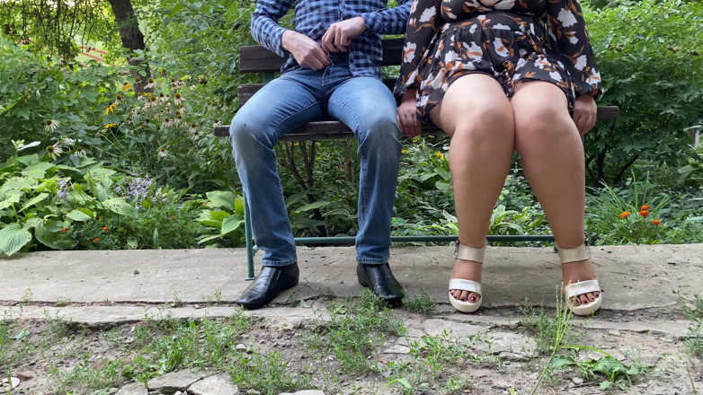 OurFetishLife: Matrigna per favore lasciami pisciare per te