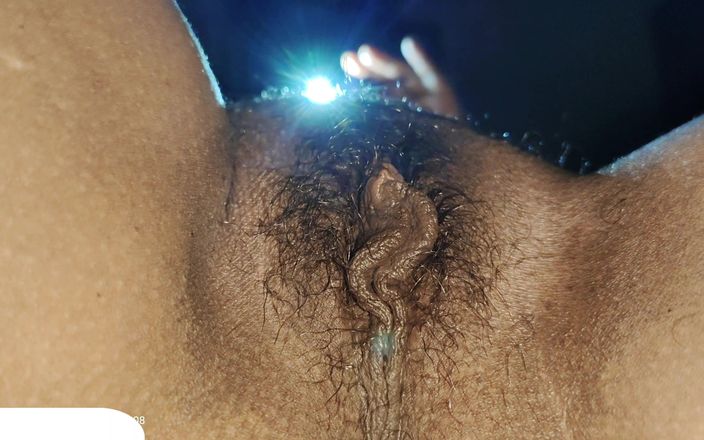 Pavi sun: देसी चूत चाटना