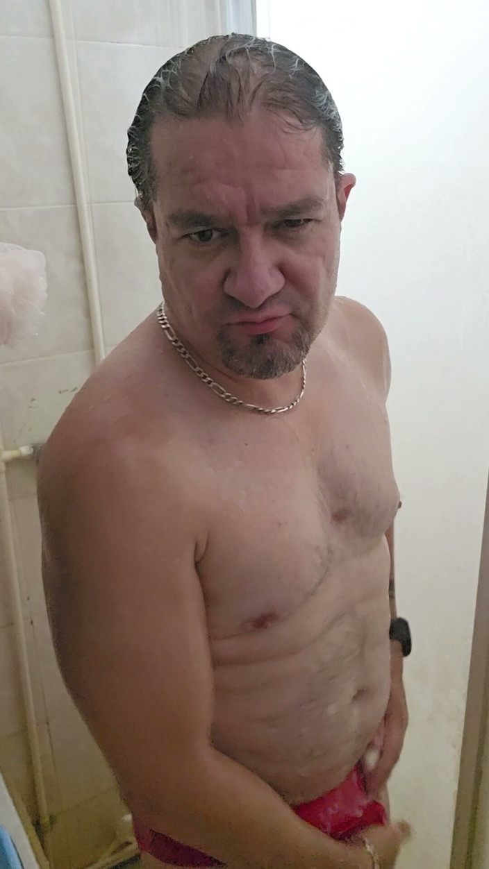 Brayan_PerDiazz: Taking a Bath and Playing with My Penis